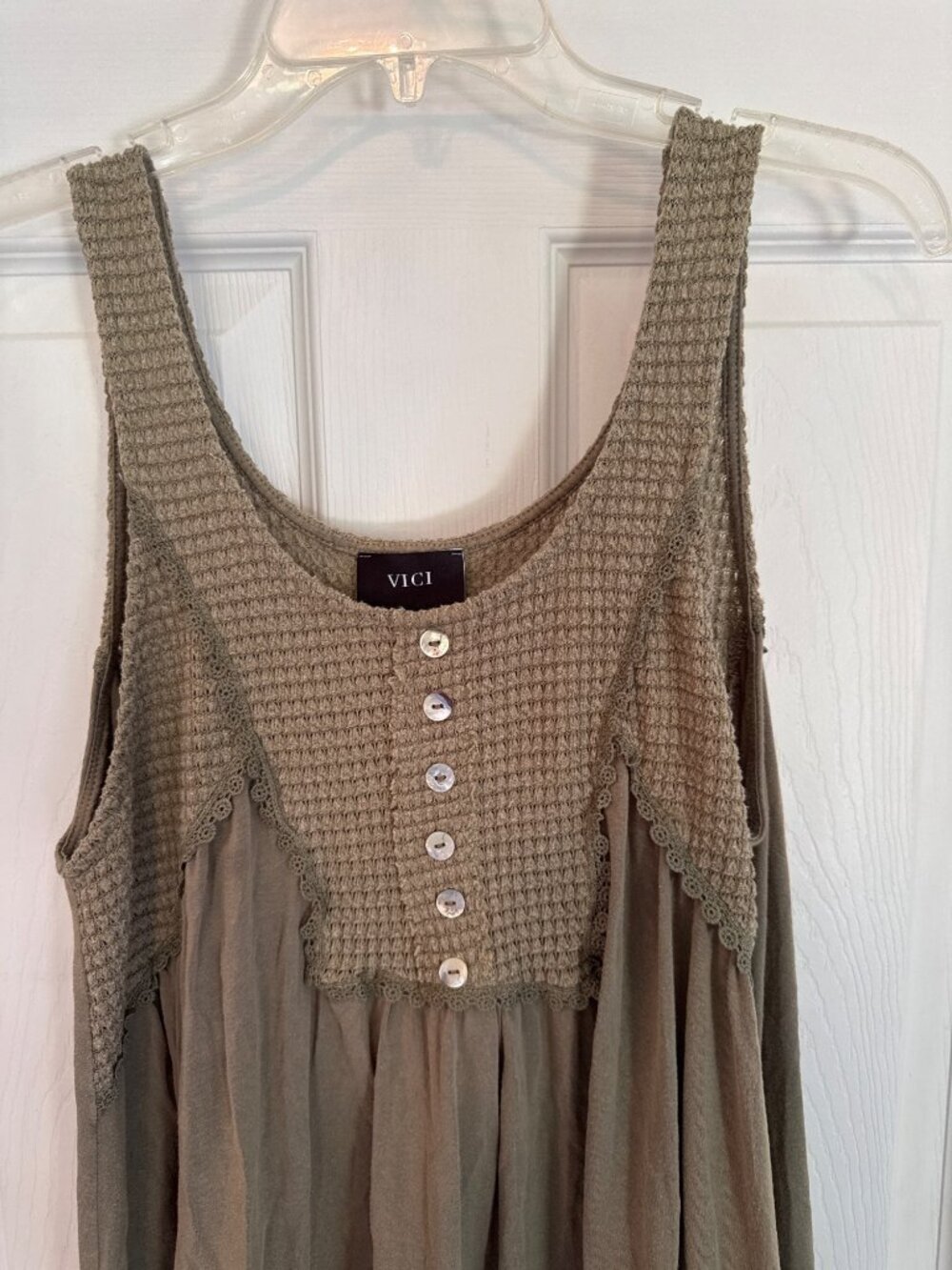 Vici Waffle Knit Olive Green Boho Tunic Tank Top Size Medium - Picture 5 of 7